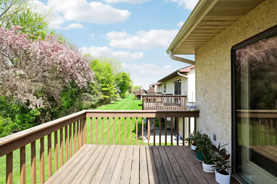 1801 6th Avenue W, Shakopee, MN 55379 - #3