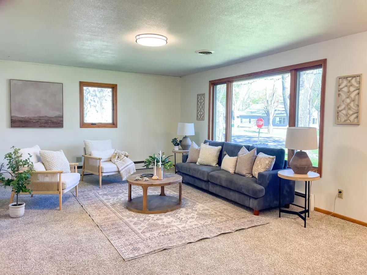 1404 15th Street E, Glencoe, MN 55336 - #1