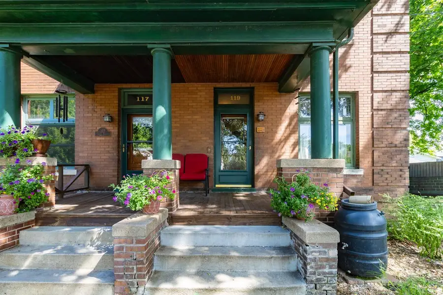 119 Isabel Street E, Saint Paul, MN 55107 - #3