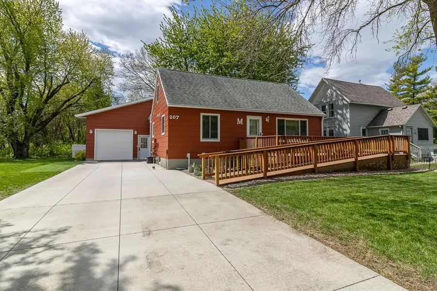 207 Lincoln Street Sw, Mapleton, MN 56065 - #2