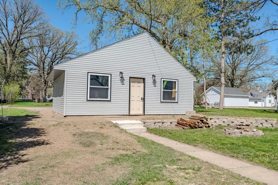 704 3rd Street Se, Little Falls, MN 56345 - #3