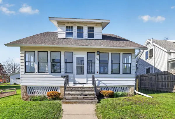 209 W Jefferson Street, Spring Valley, MN 55975
