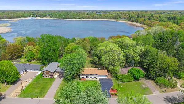 3009 166th Lane Ne, Ham Lake, MN 55304