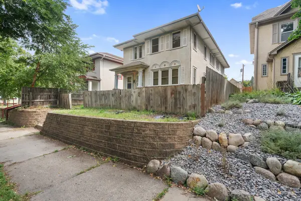 918 Queen Avenue N, Minneapolis, MN 55411