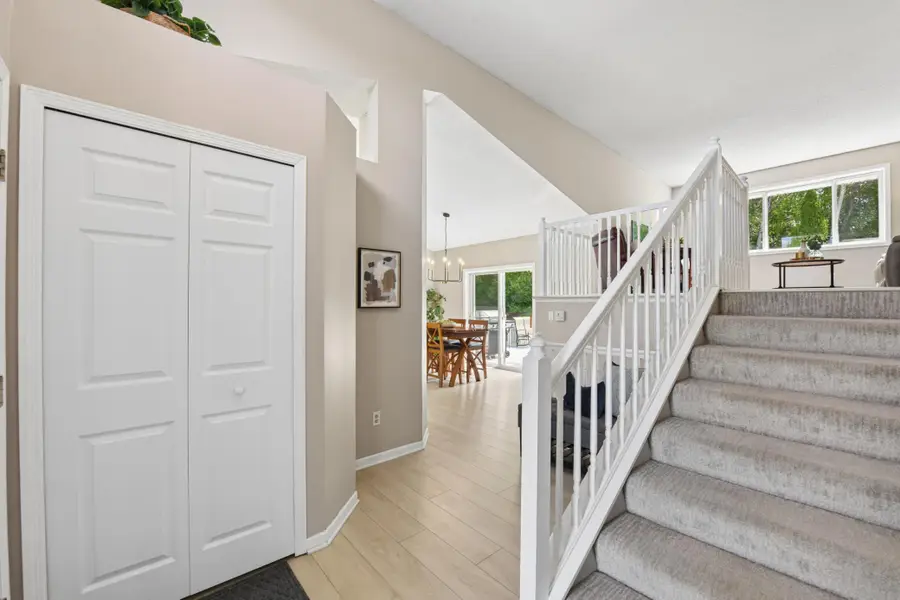 507 Doncaster Way, Woodbury, MN 55125 - #3