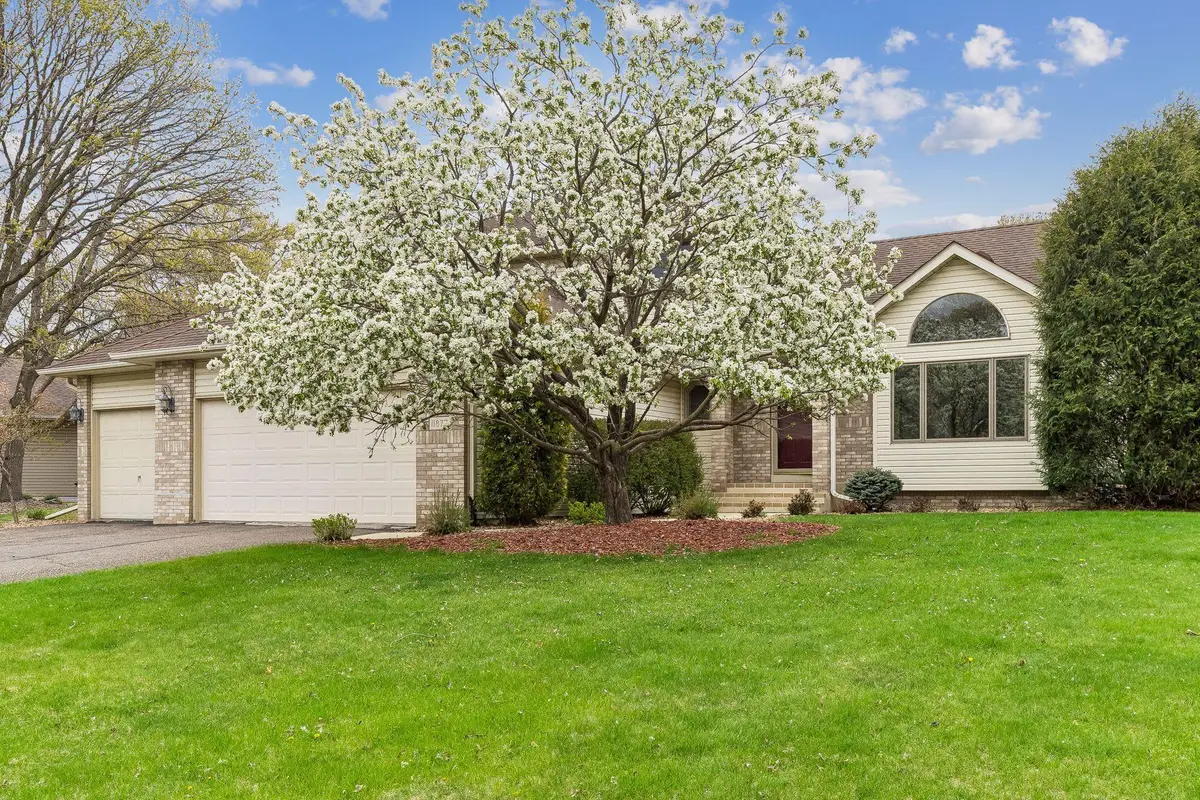 11877 Cottonwood Street Nw, Coon Rapids, MN 55448 - #1