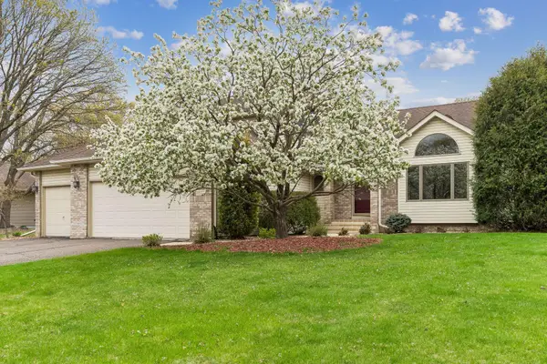 11877 Cottonwood Street Nw, Coon Rapids, MN 55448