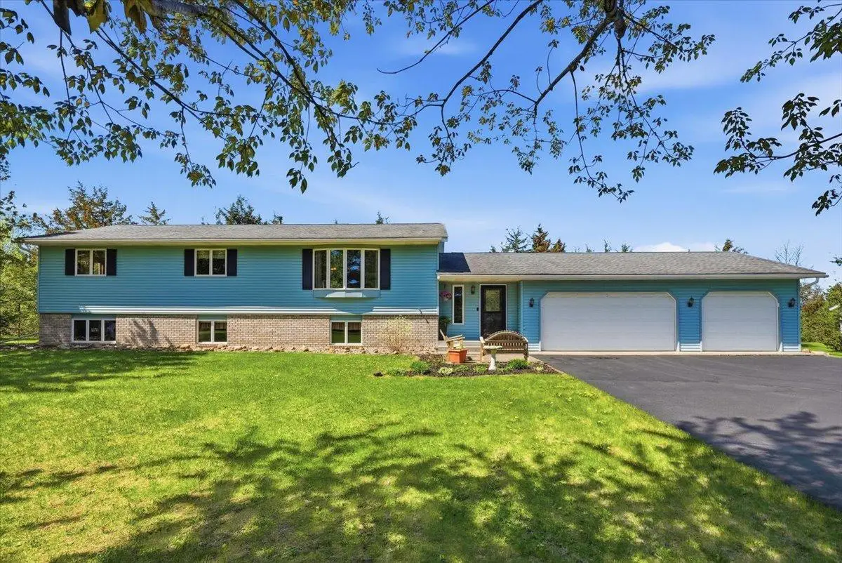 1087 Tanney Lane, Hudson, WI 54016 - #1