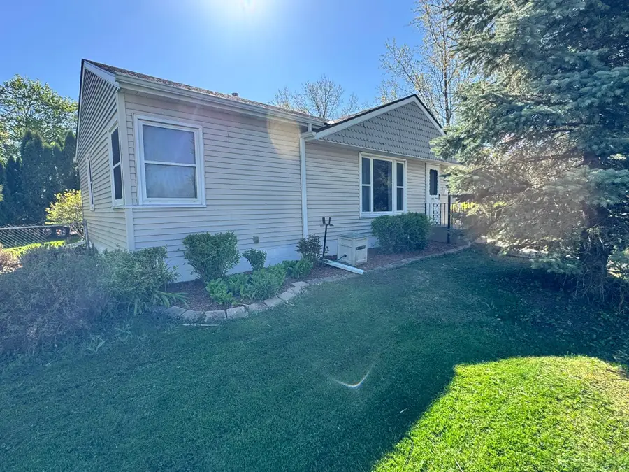 782 Howard Street N, Saint Paul, MN 55119 - #3