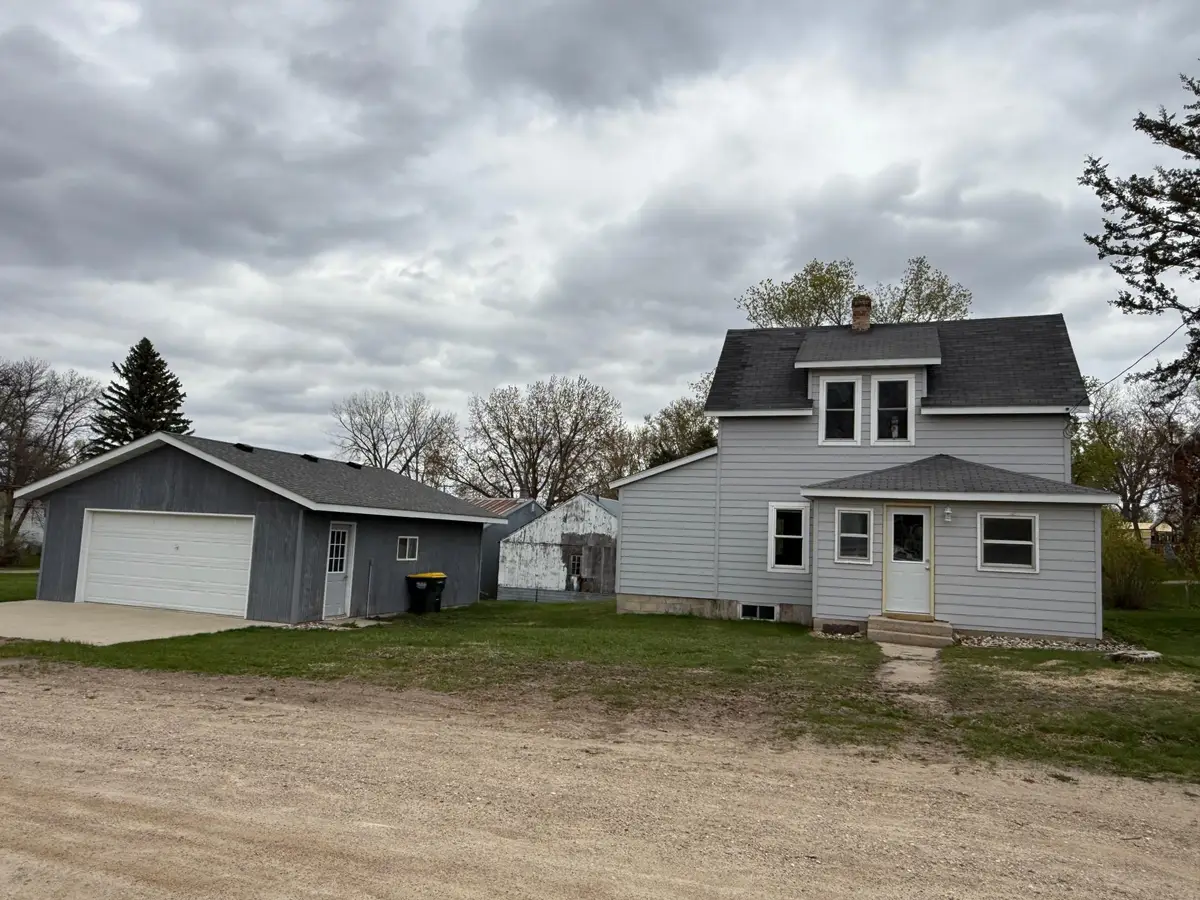 407 Shortline Avenue, Sunburg, MN 56289 - #1