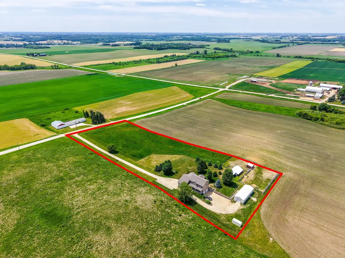 8229 10th Street Sw, Byron, MN 55920 - #1