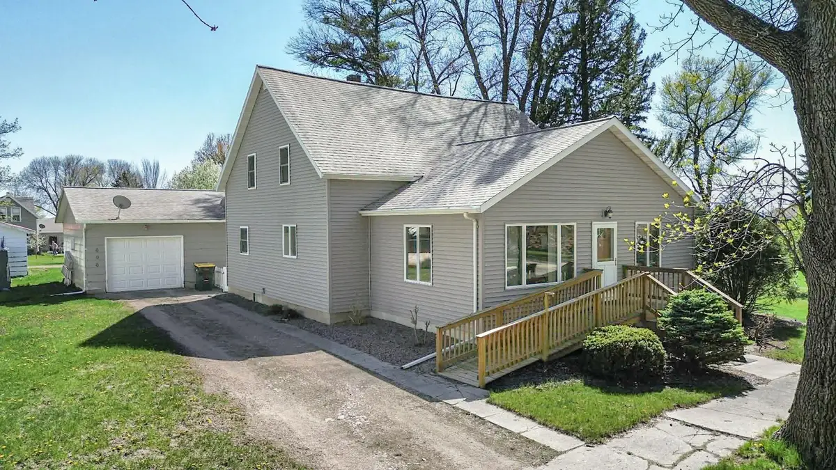 606 2nd Street, Lucan, MN 56255 - #1