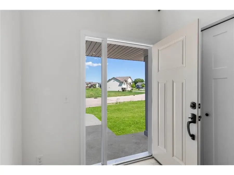3237 Nottingham Road S, Saint Cloud, MN 56301 - #2