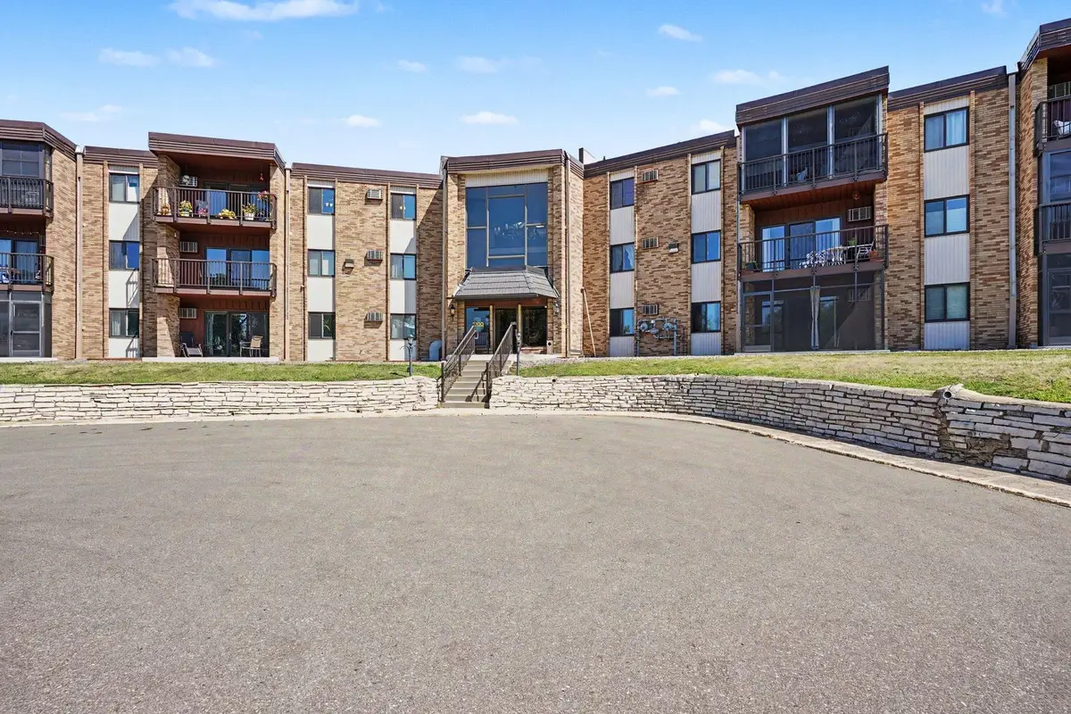 2700 Oxford Street N #154, Roseville, MN 55113 - #1