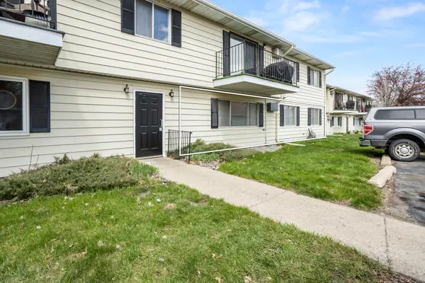 3301 Cherry Lane N #A4, Fargo, ND 58102