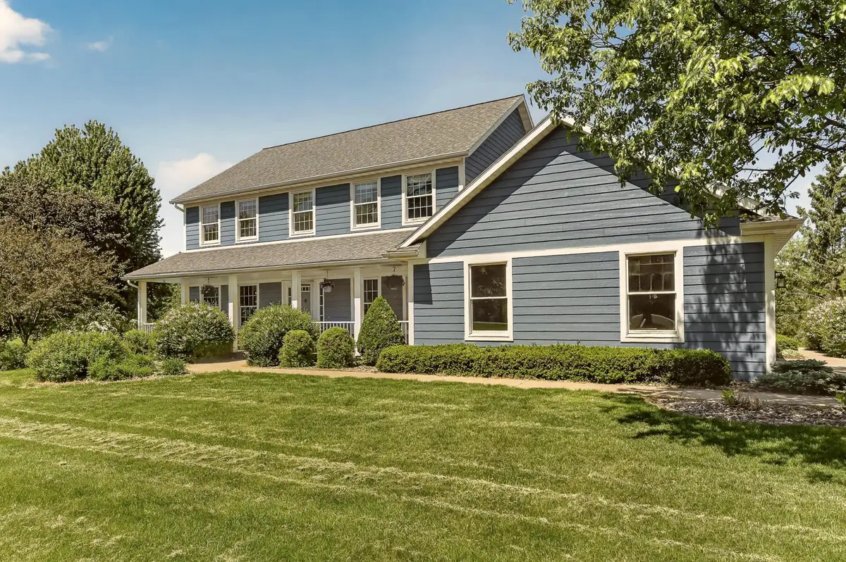 5823 Summit Lane Ne, Rochester, MN 55906 - #1