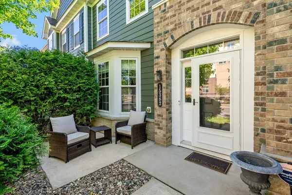 15382 Founders Lane #804, Apple Valley, MN 55124