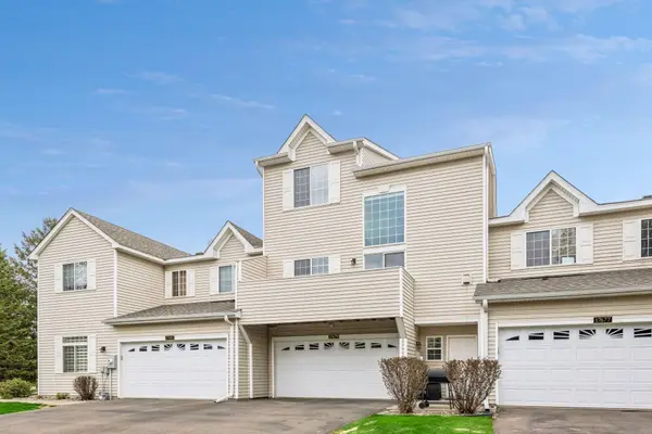 17679 Hackberry Court, Eden Prairie, MN 55347