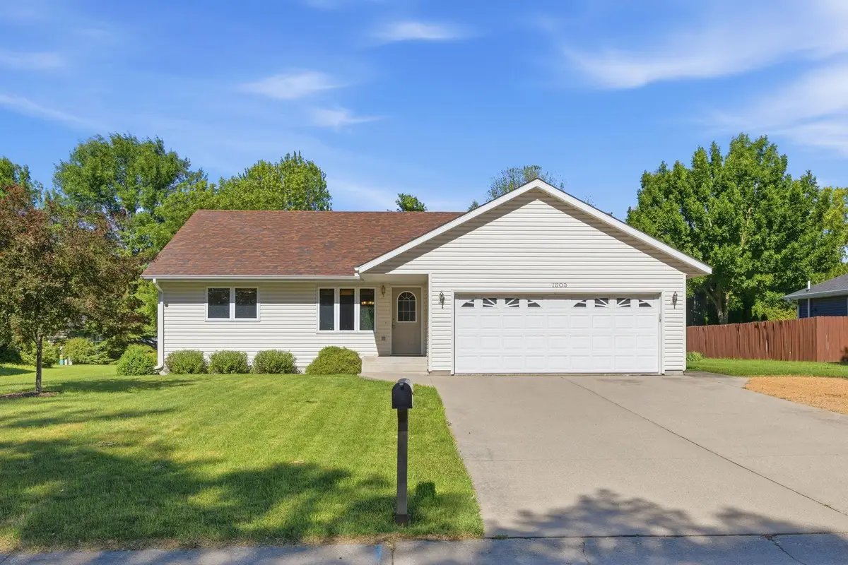 1603 Newton Avenue N, Glencoe, MN 55336 - #1
