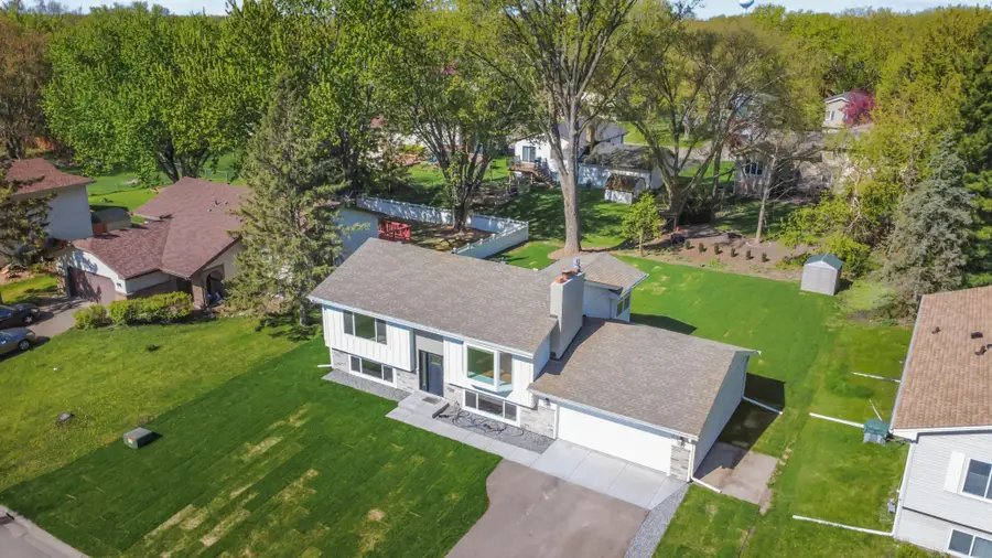 4413 Bramblewood Avenue, Vadnais Heights, MN 55127 - #3