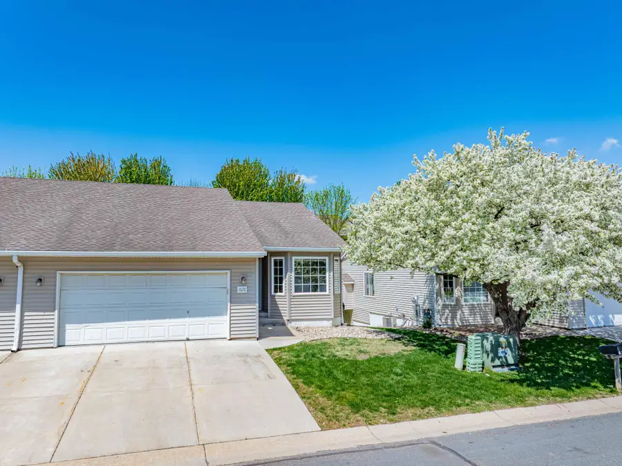 1020 Primrose Lane, Waconia, MN 55387 - #2