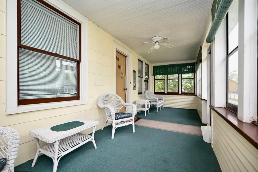 671 E King Street, Winona, MN 55987 - #2