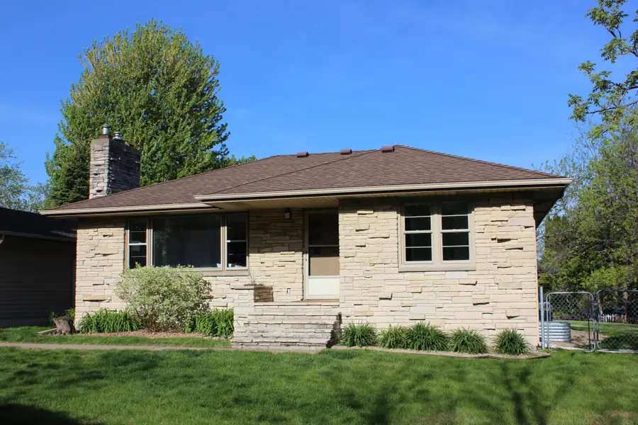 9509 Briar Circle, Bloomington, MN 55437 - #2