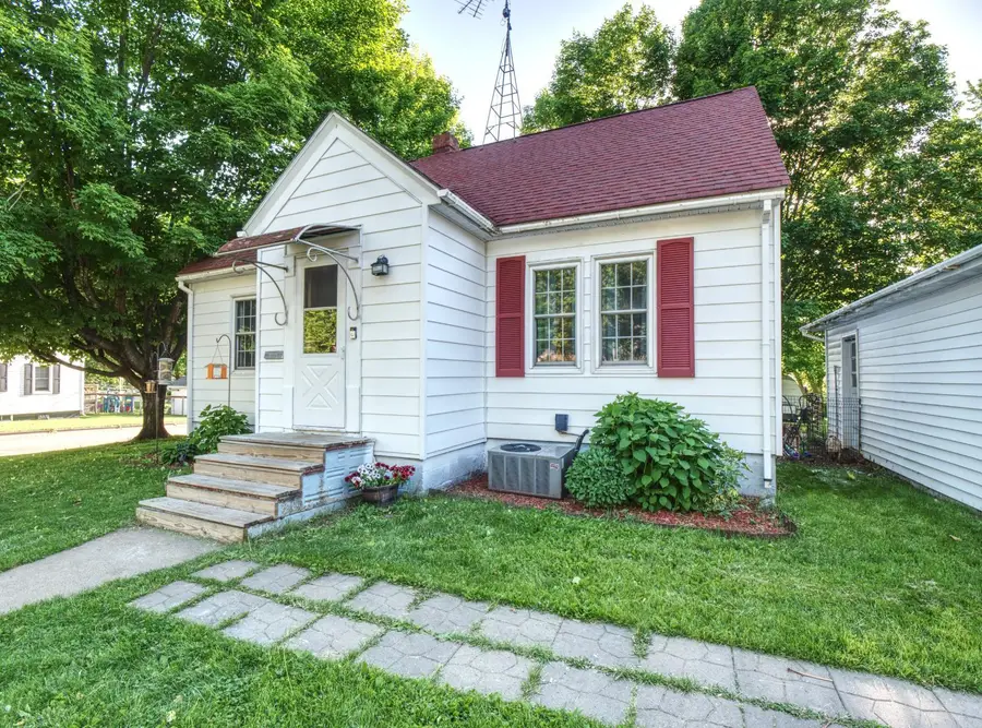701 Park Avenue, Stanley, WI 54768 - #2