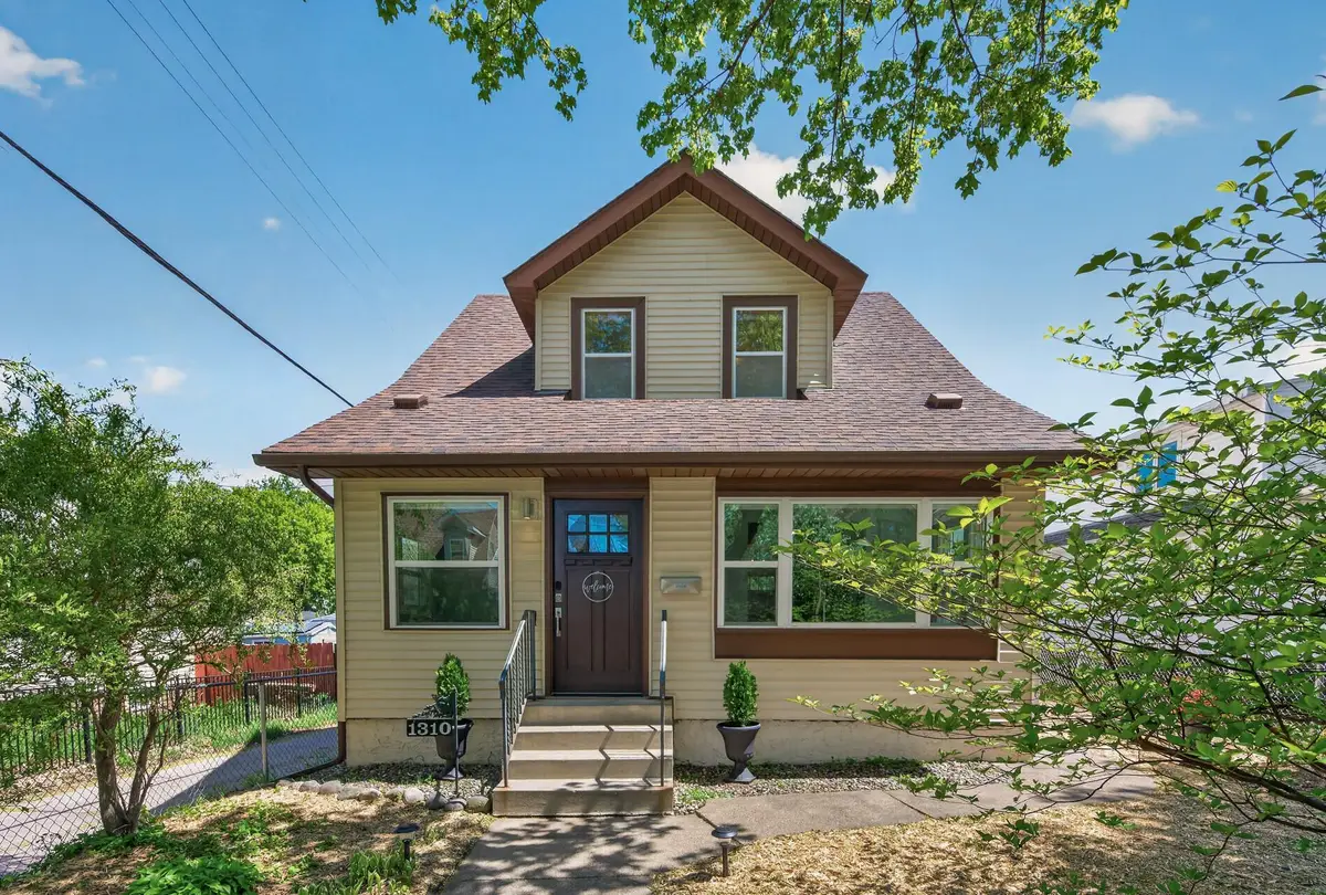 1310 Thomas Avenue N, Minneapolis, MN 55411 - #1