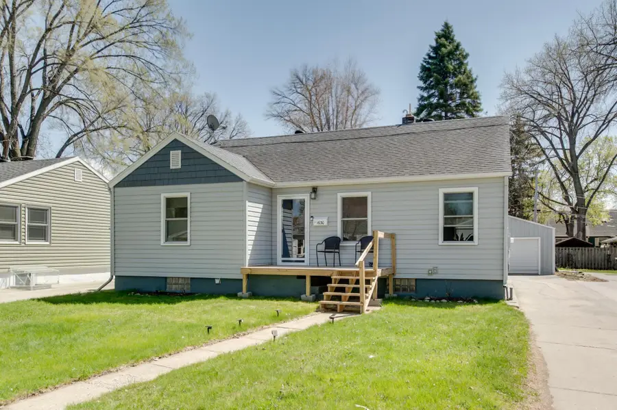 1630 6th Avenue S, Fargo, ND 58103 - #2