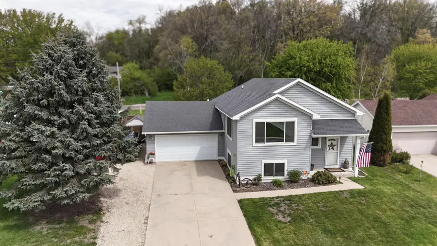 546 6th Street Sw, Pine Island, MN 55963 - #2