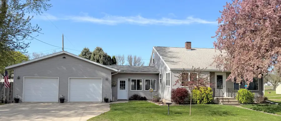 270 North Street E, Vesta, MN 56292 - #2