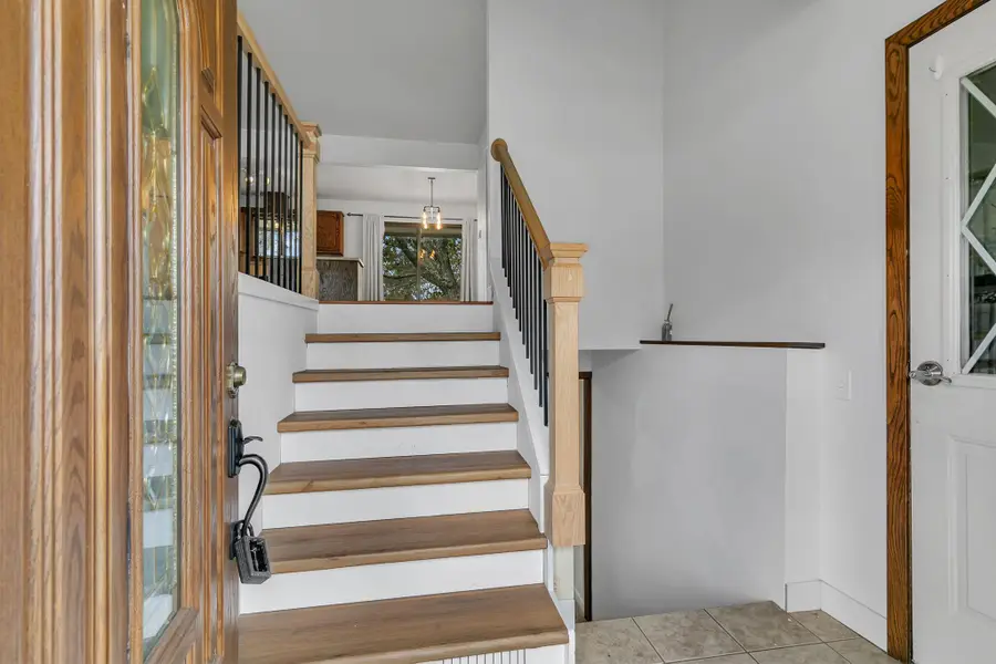 1391 Riverside Avenue N, Sartell, MN 56377 - #3