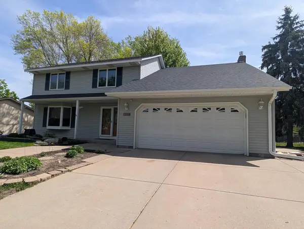 1705 James Court, Burnsville, MN 55337