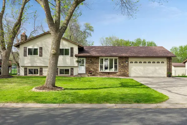 14786 91st Place N, Maple Grove, MN 55369