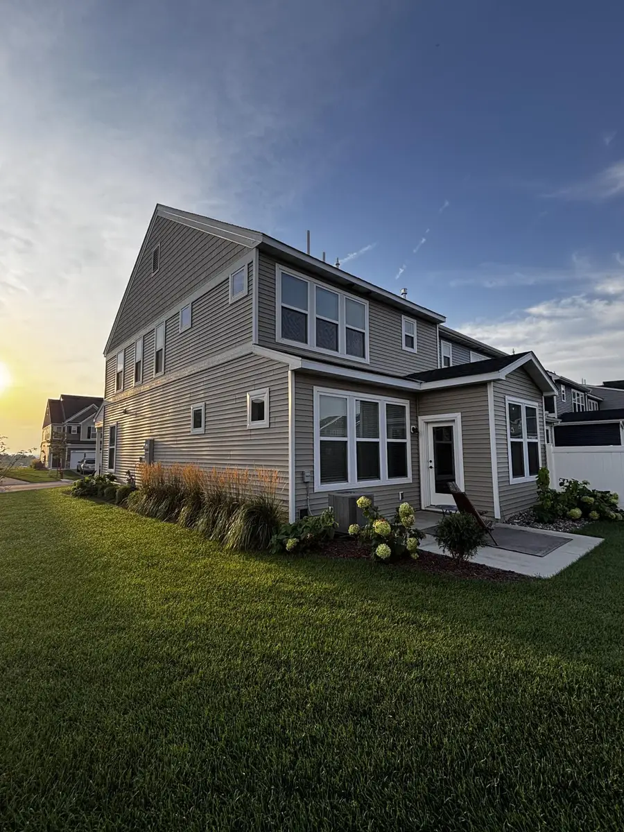 212 Junco Road N, Lake Elmo, MN 55042 - #2