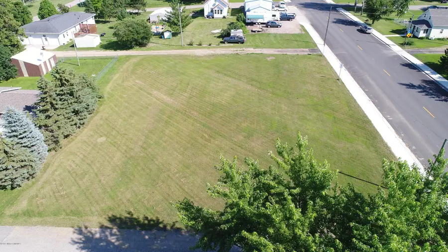 205 1st Avenue N, Dent, MN 56528 - #3