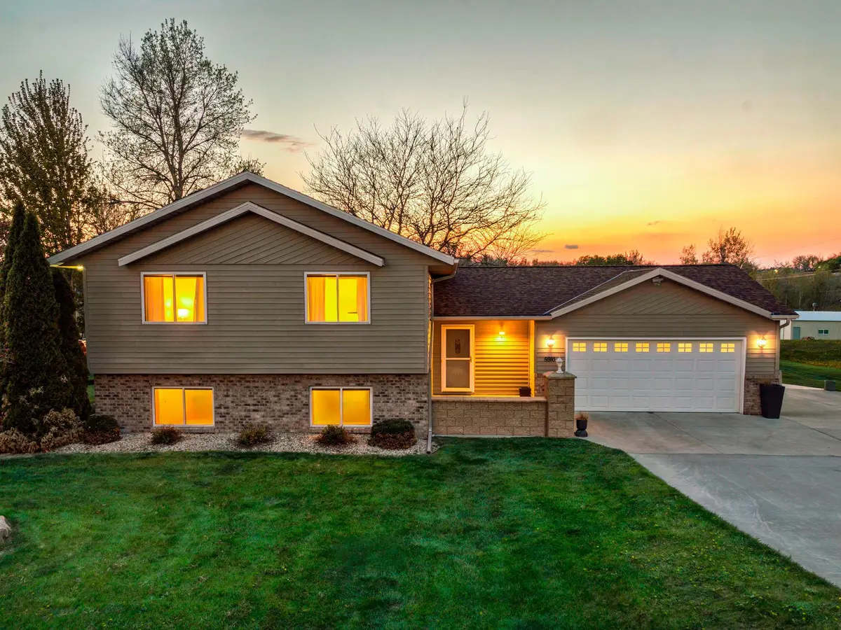 5916 Galaxy Road, Saint Augusta, MN 56301 - #1