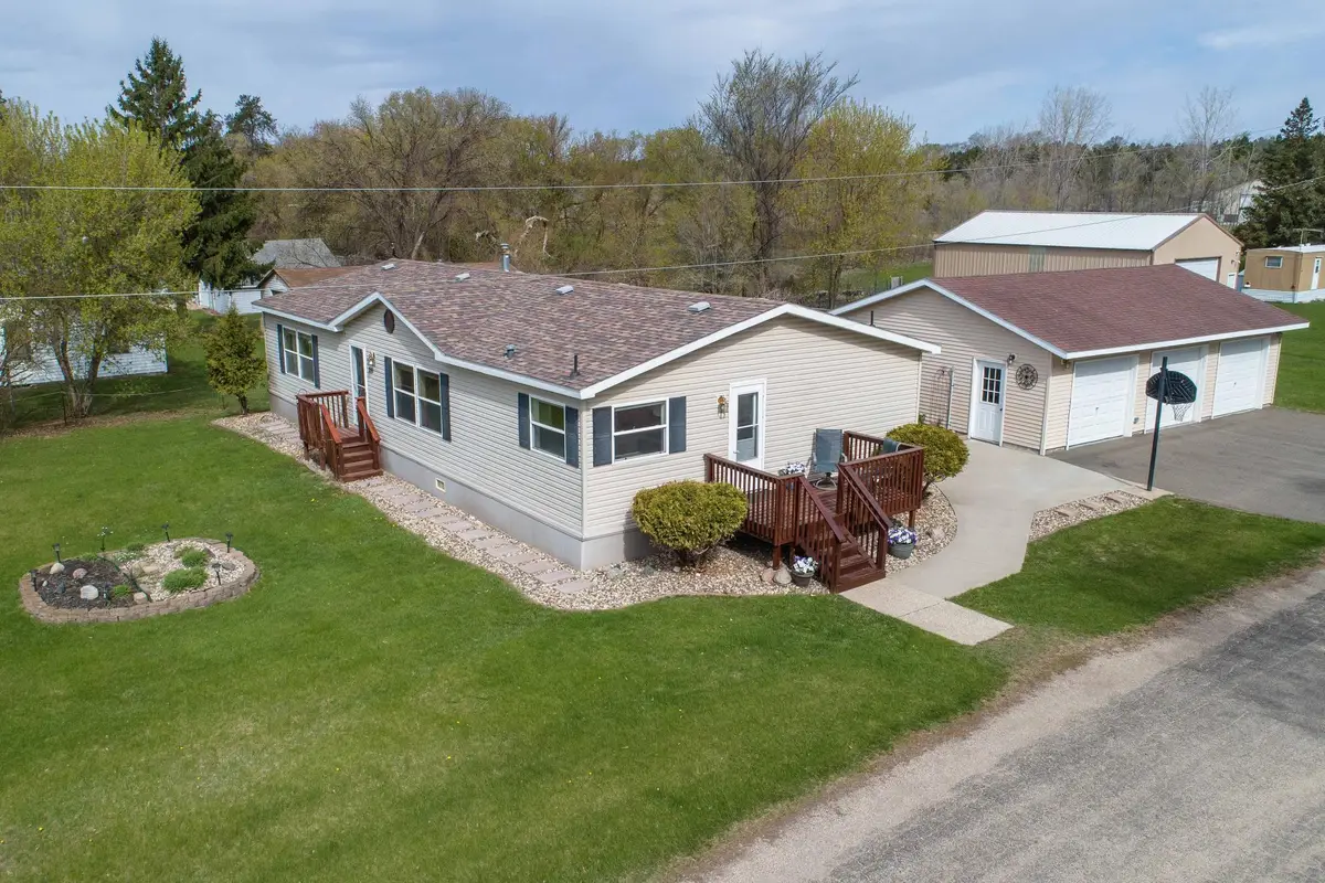211 E Central Avenue, Clitherall, MN 56524 - #1