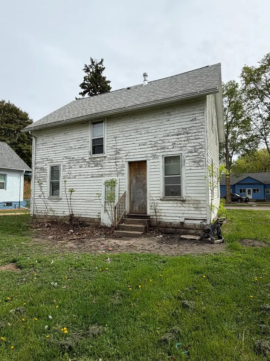 413 Budd Street, Fairmont, MN 56031 - #3