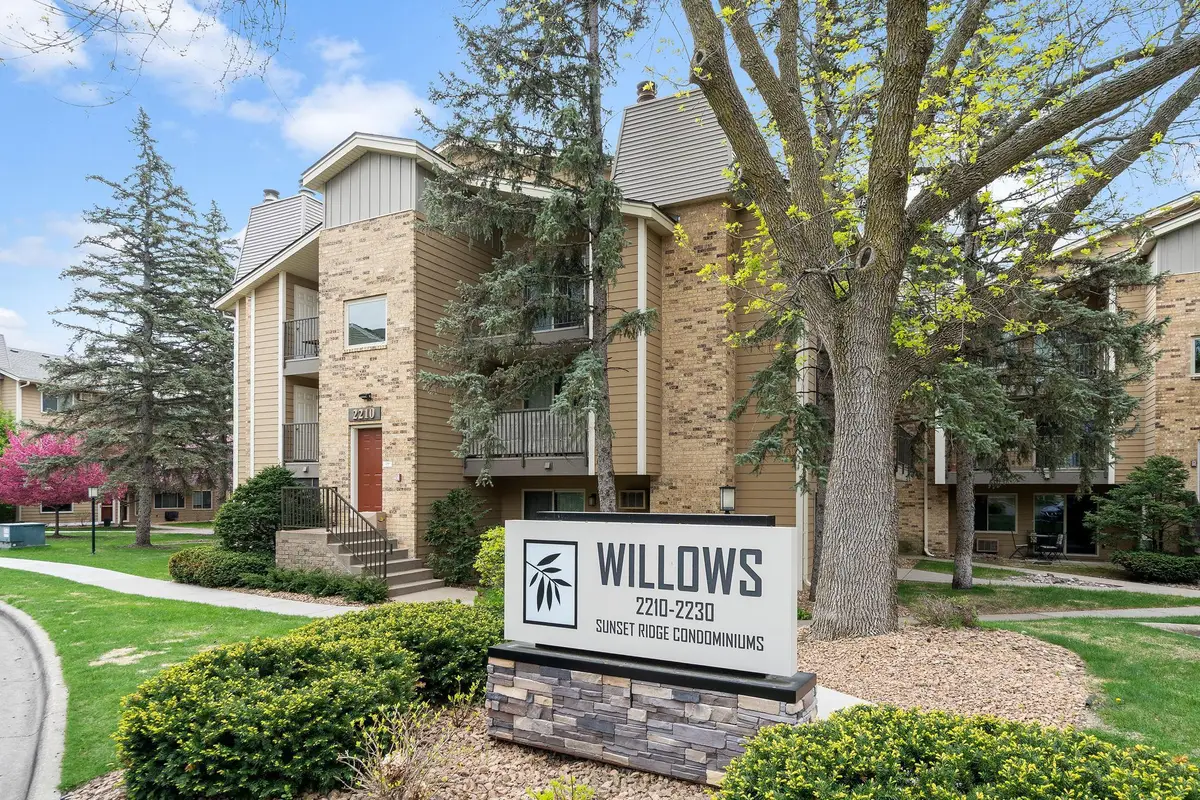 2210 Ridge Drive #31, Saint Louis Park, MN 55416 - #1