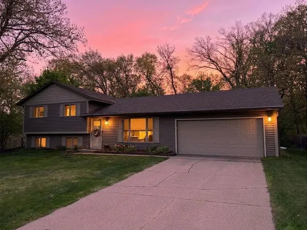 12997 Euclid Avenue, Apple Valley, MN 55124