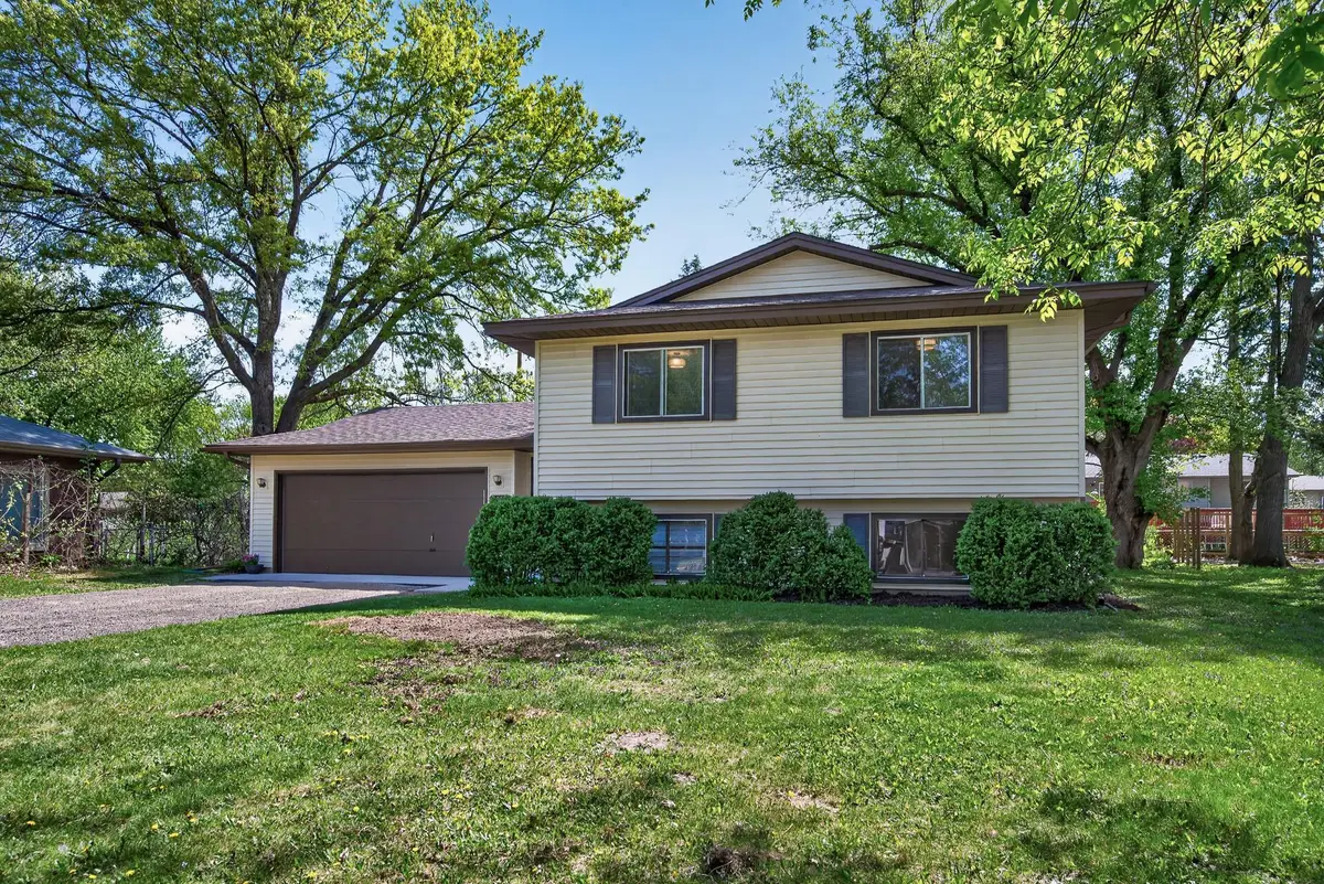 3054 Wilder Street N, Roseville, MN 55113 - #1