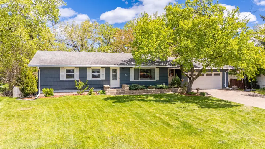 1782 Onacrest Curve, Maplewood, MN 55117 - #2