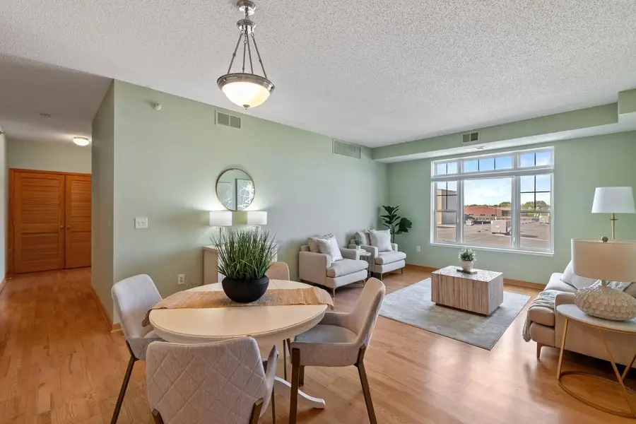 619 8th Street Se #410, Minneapolis, MN 55414 - #2