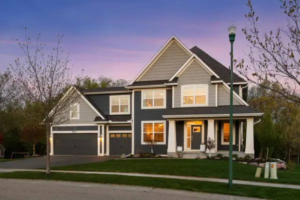 3933 Holasek Path, Chaska, MN 55318