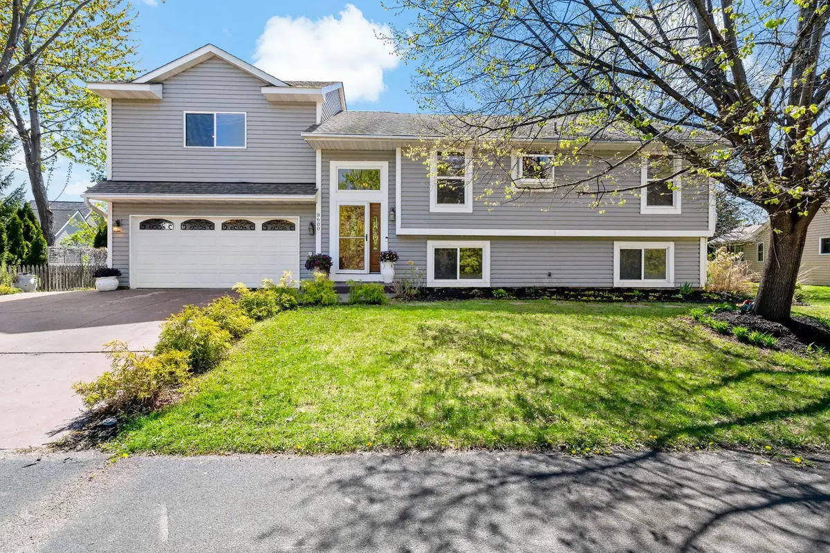 8600 Pineview Lane N, Maple Grove, MN 55369 - #1