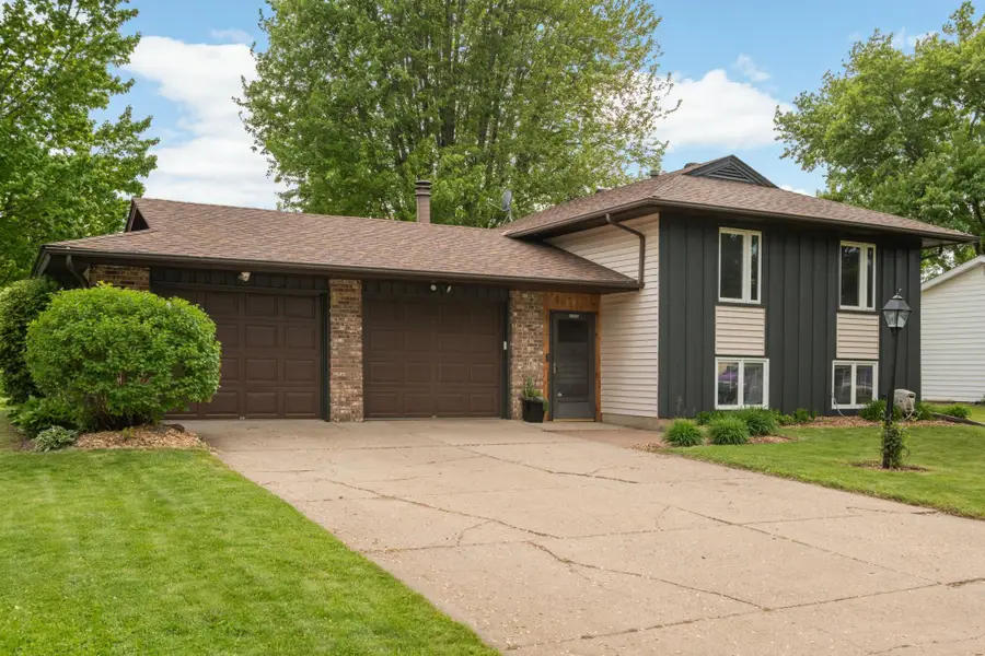 840 Cortland Drive, Apple Valley, MN 55124 - #2