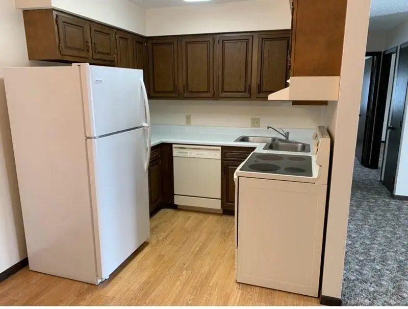 1240 Jackson Avenue #401, Detroit Lakes, MN 56501 - #3