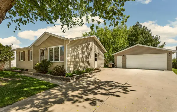 1922 9 1/2 Avenue Se, Rochester, MN 55904